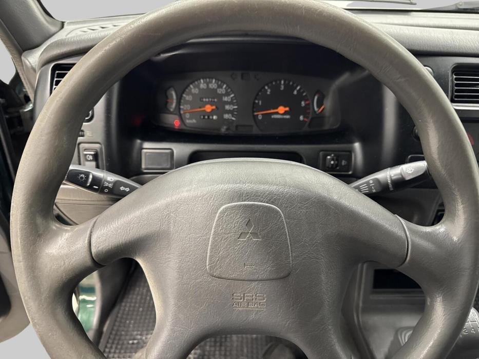 MITSUBISHI L200 2002