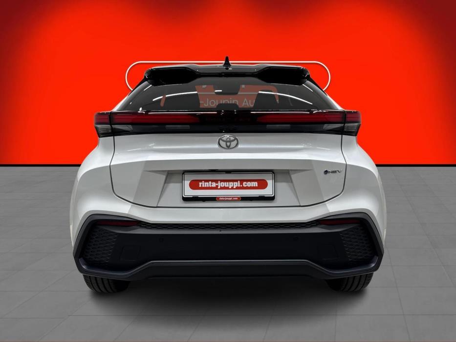 TOYOTA C-HR 2025