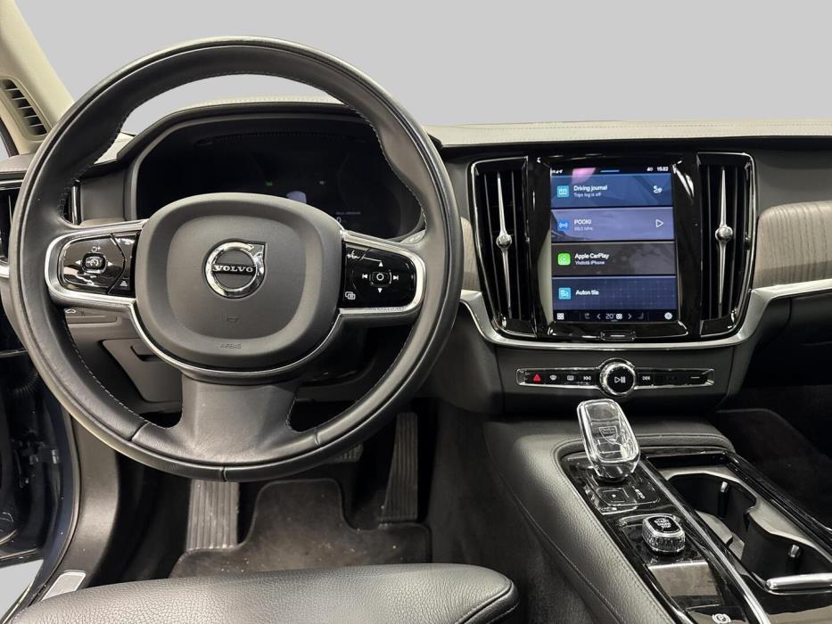 VOLVO S90 2022