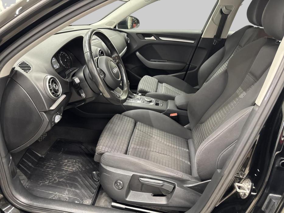 AUDI A3 2015