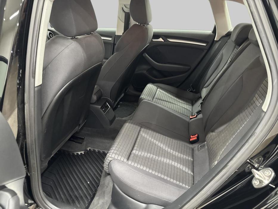AUDI A3 2015
