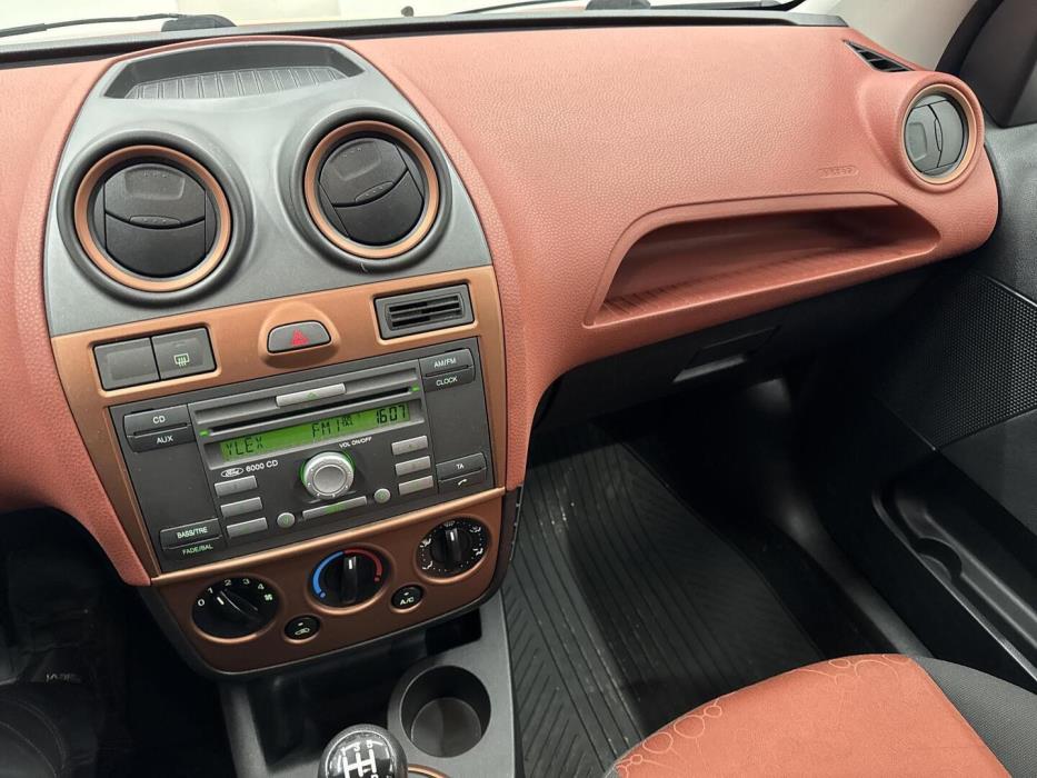 FORD Fiesta 2008