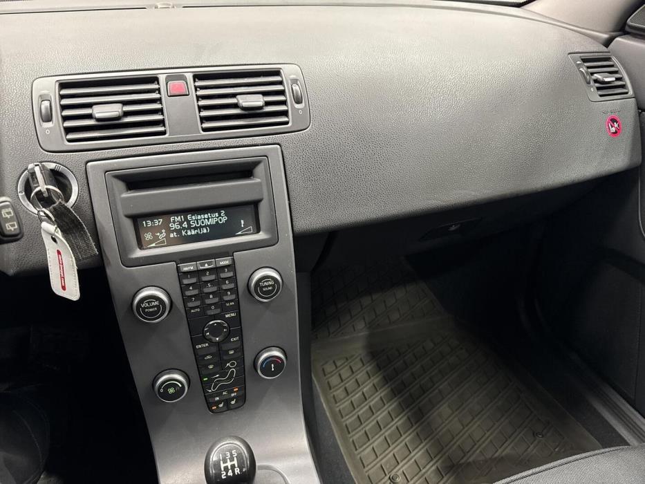 VOLVO V50 2009