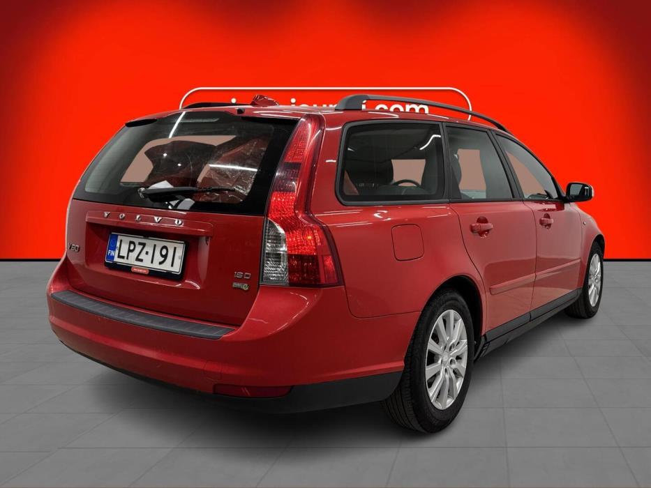 VOLVO V50 2009