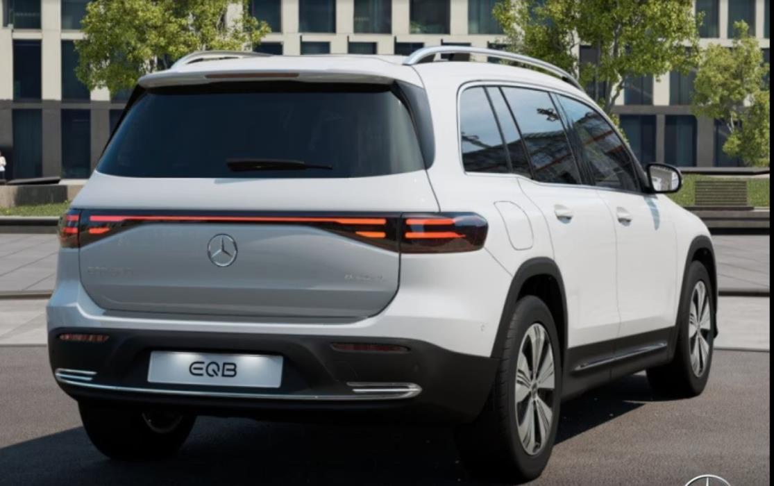 MERCEDES-BENZ EQB 2024