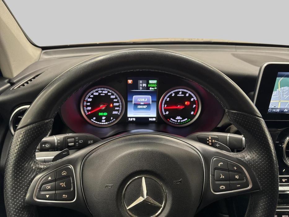 MERCEDES-BENZ GLC 2018