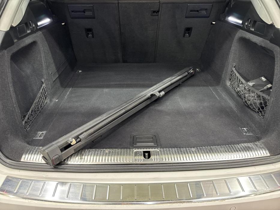 AUDI A4 2016