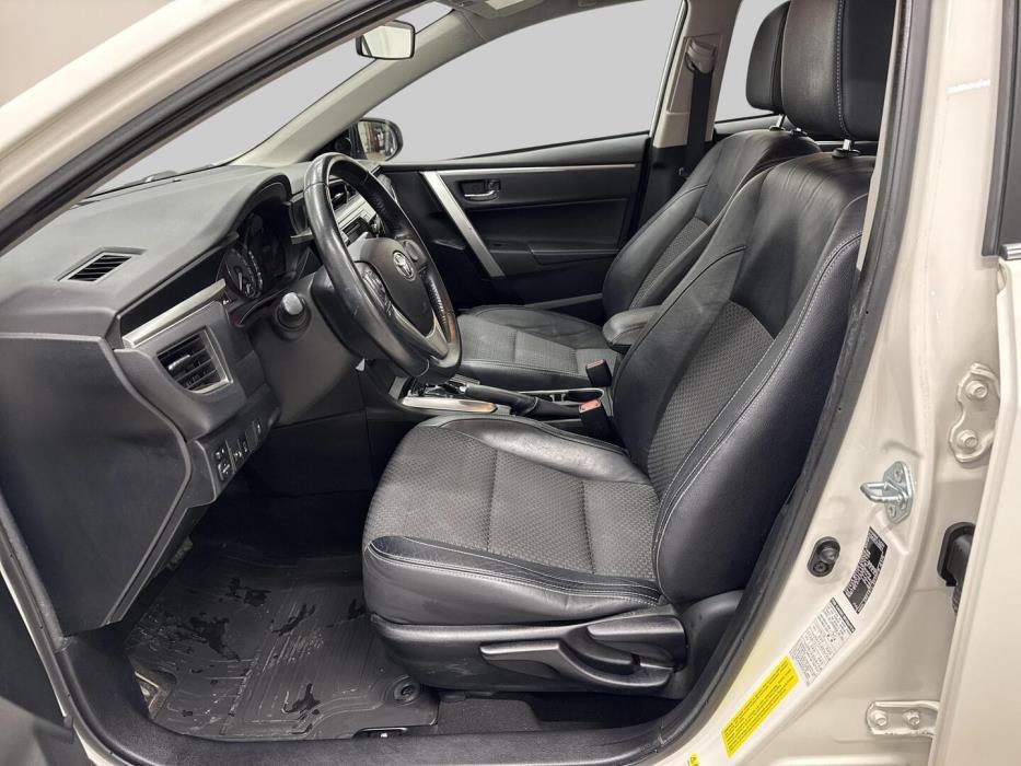TOYOTA Corolla 2014