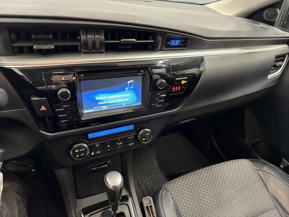 TOYOTA Corolla 2014