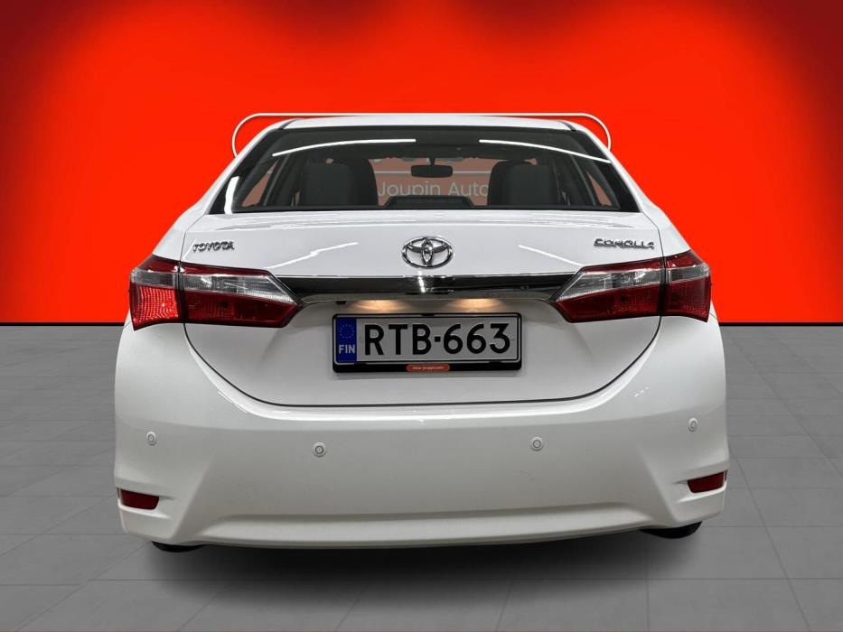 TOYOTA Corolla 2014