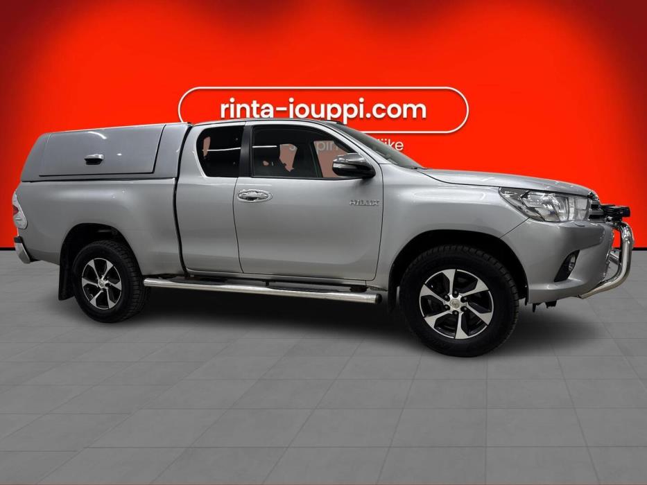 TOYOTA Hilux 2016