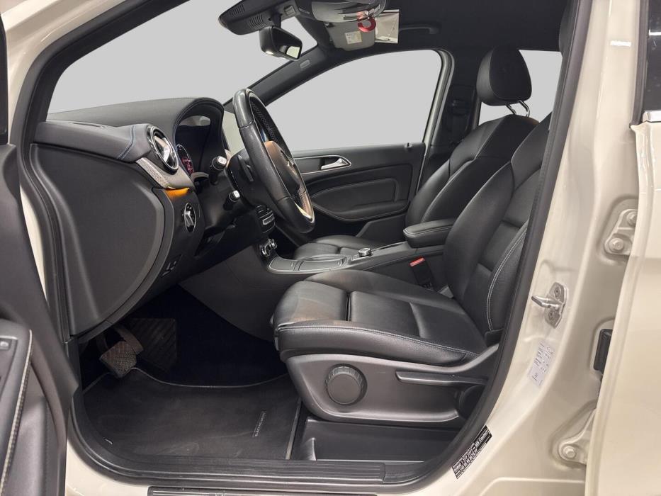 MERCEDES-BENZ B 2018