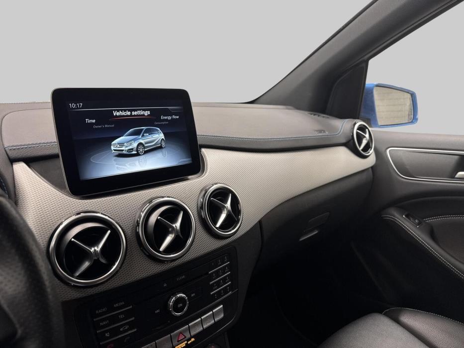 MERCEDES-BENZ B 2018