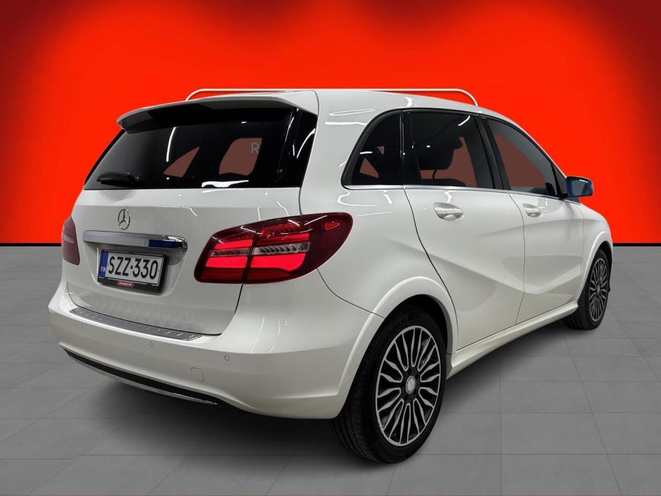 MERCEDES-BENZ B 2018