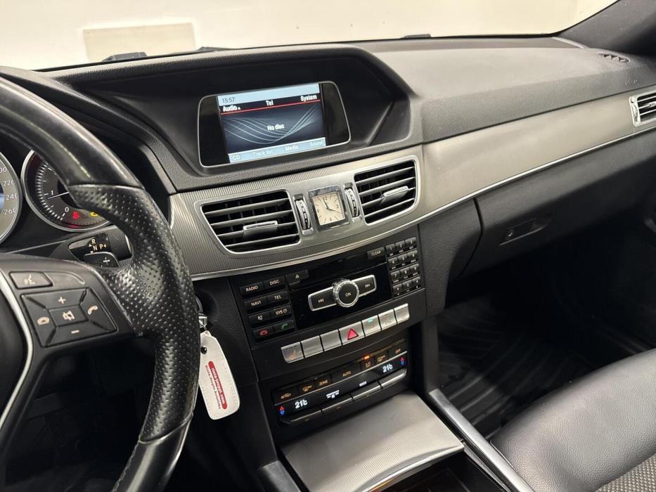 MERCEDES-BENZ E 2015