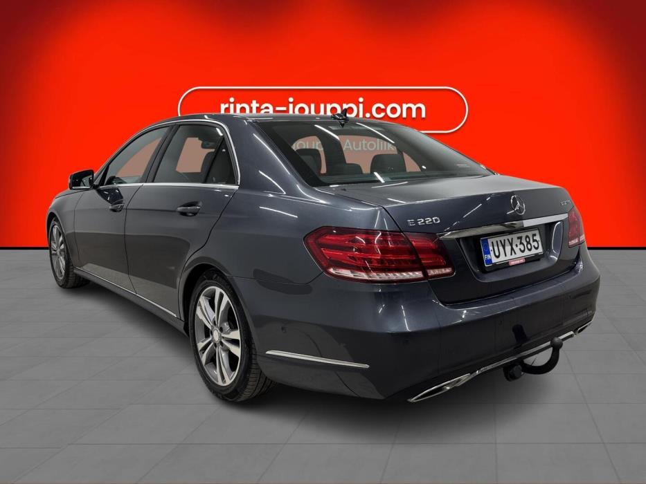 MERCEDES-BENZ E 2015