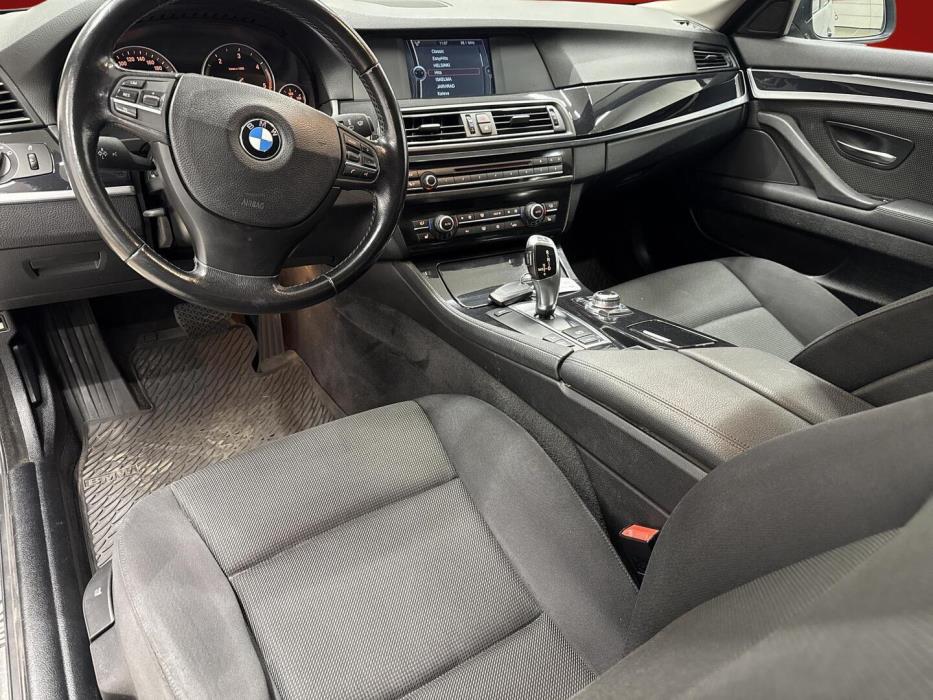 BMW 530 2011