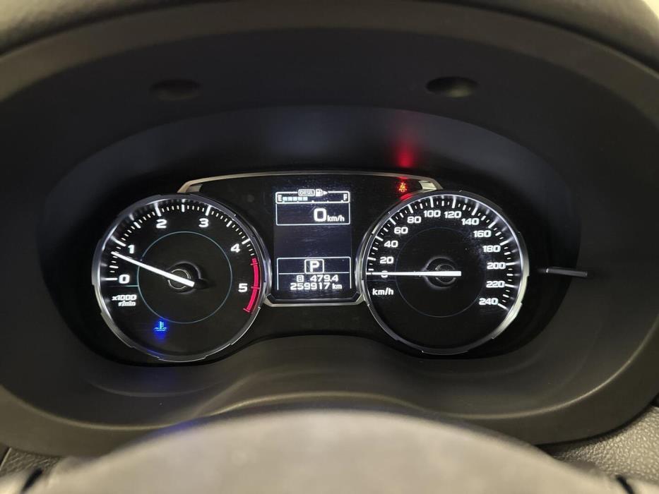 SUBARU Forester 2016