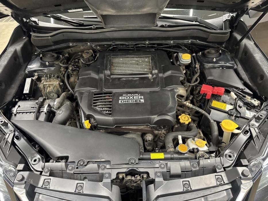 SUBARU Forester 2016