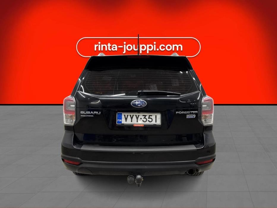 SUBARU Forester 2016