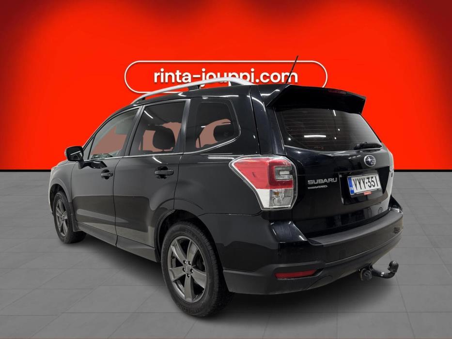SUBARU Forester 2016