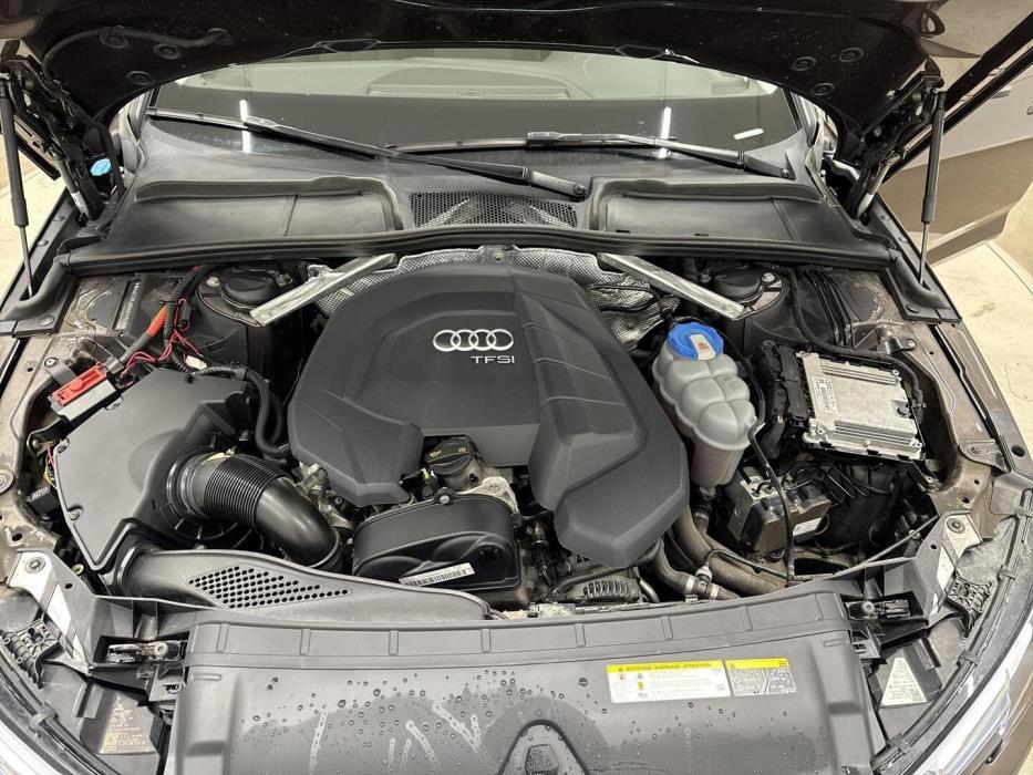 AUDI A4 2016