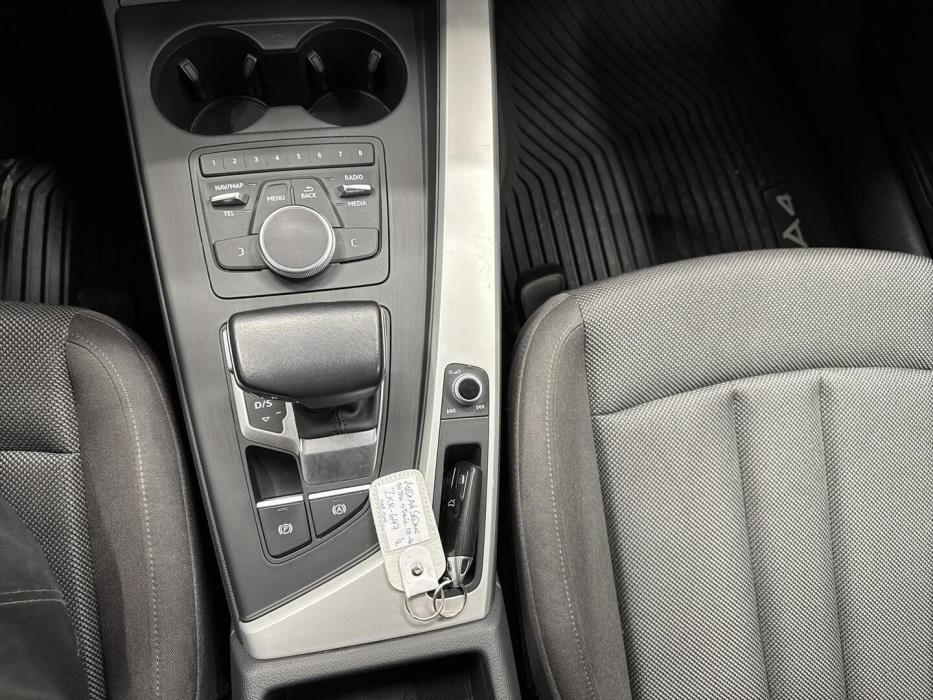 AUDI A4 2016