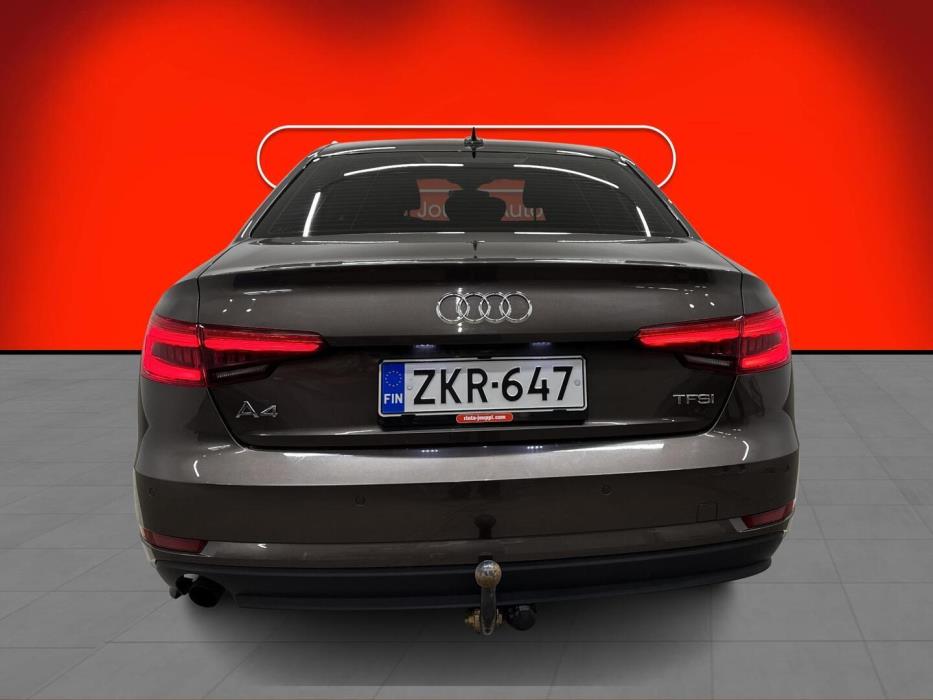 AUDI A4 2016