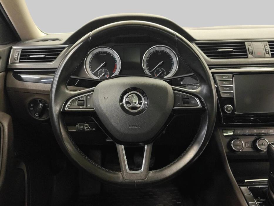 SKODA Superb 2017