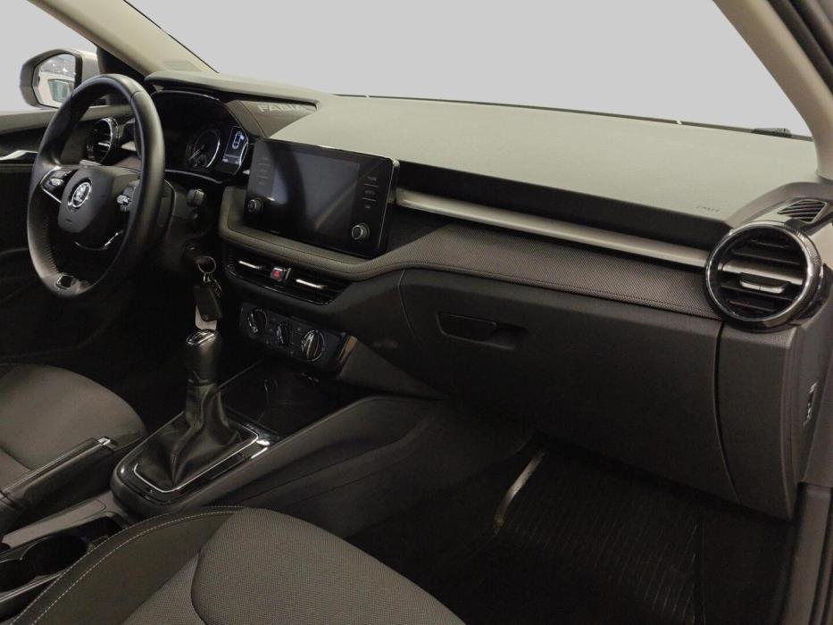 SKODA Fabia 2023