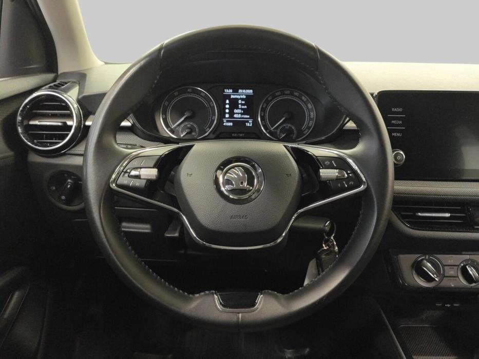 SKODA Fabia 2023