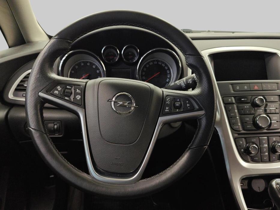 OPEL Astra 2015