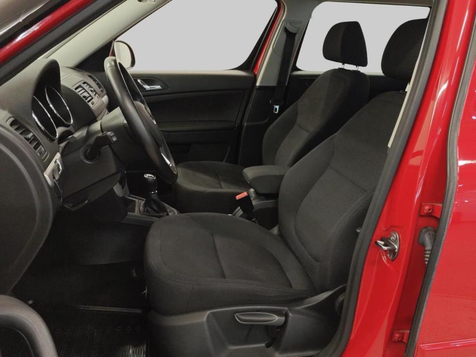 SKODA Yeti 2014