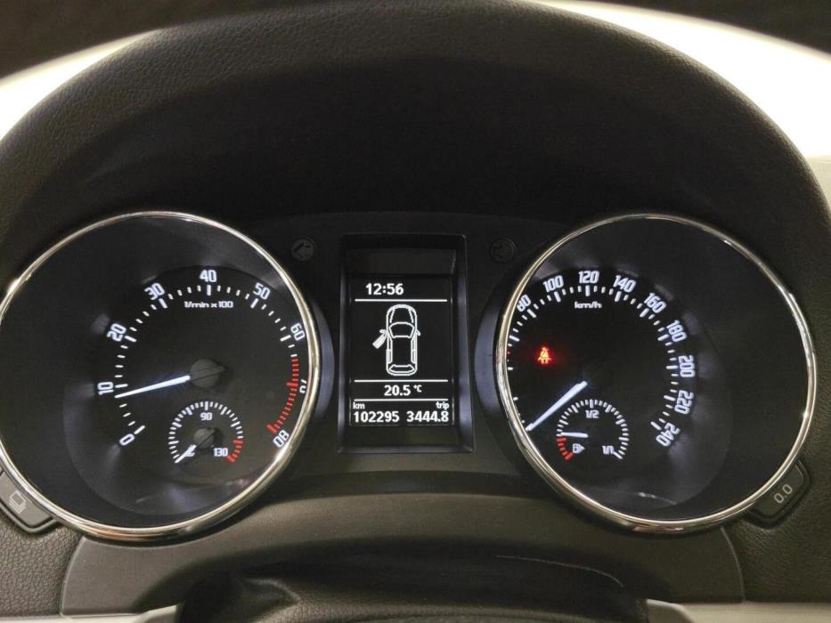 SKODA Yeti 2014