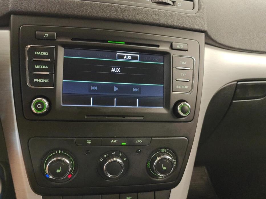 SKODA Yeti 2014