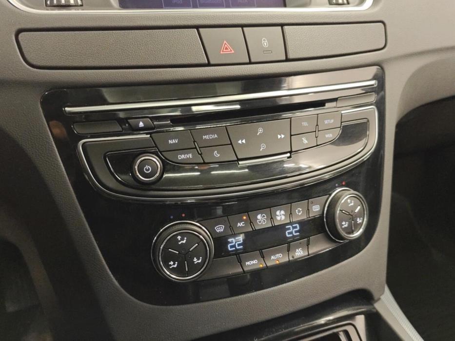 PEUGEOT 508 2017