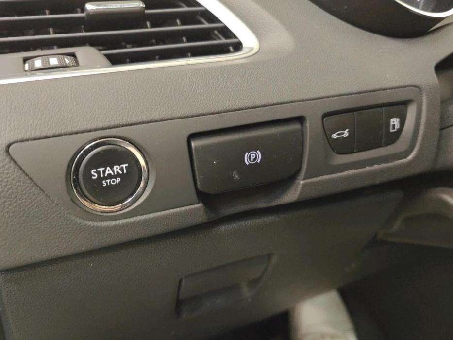 PEUGEOT 508 2017