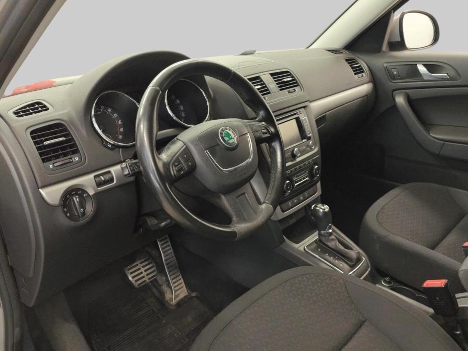 SKODA Yeti 2013