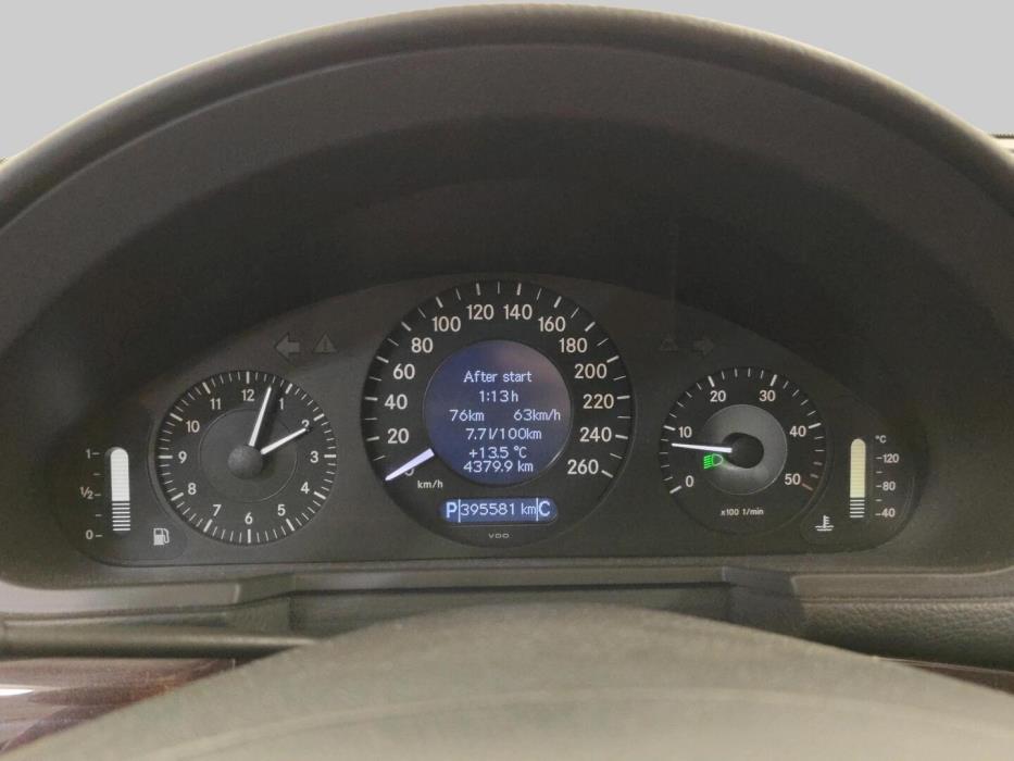 MERCEDES-BENZ E 2006