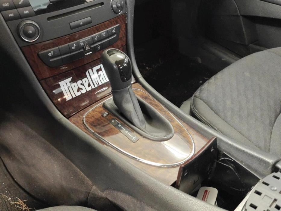 MERCEDES-BENZ E 2006