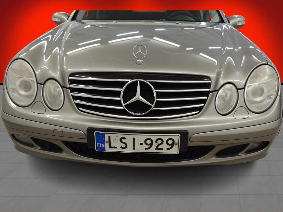 MERCEDES-BENZ E 2006