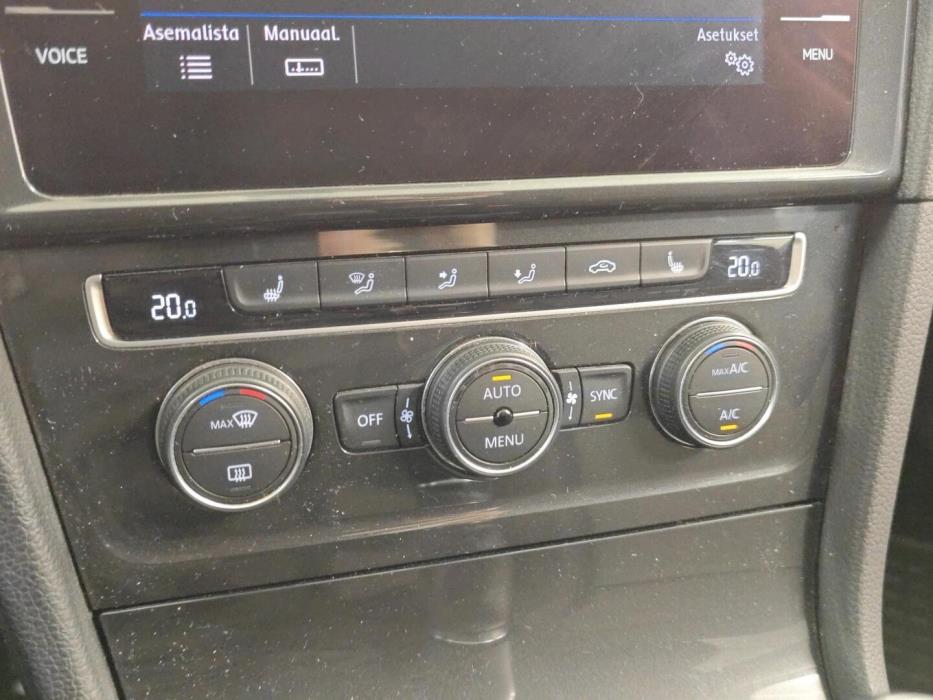 VOLKSWAGEN Golf 2019