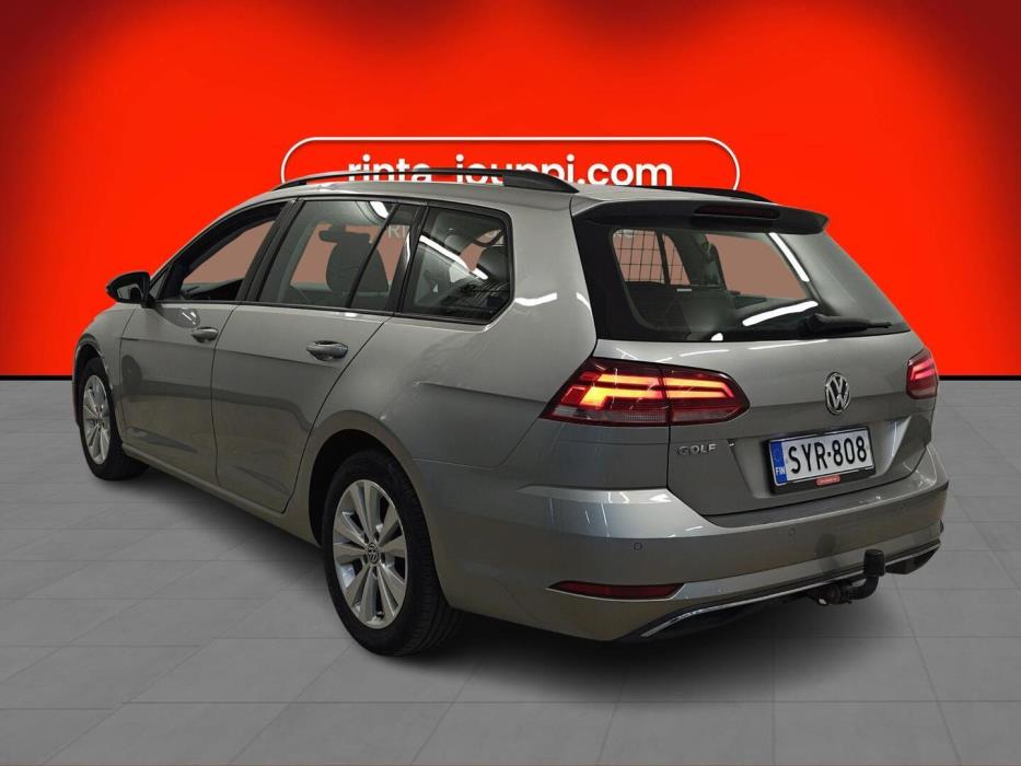 VOLKSWAGEN Golf 2019