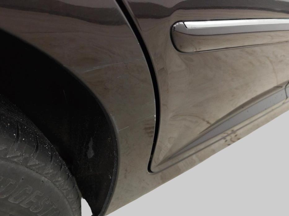 PEUGEOT 207 2011