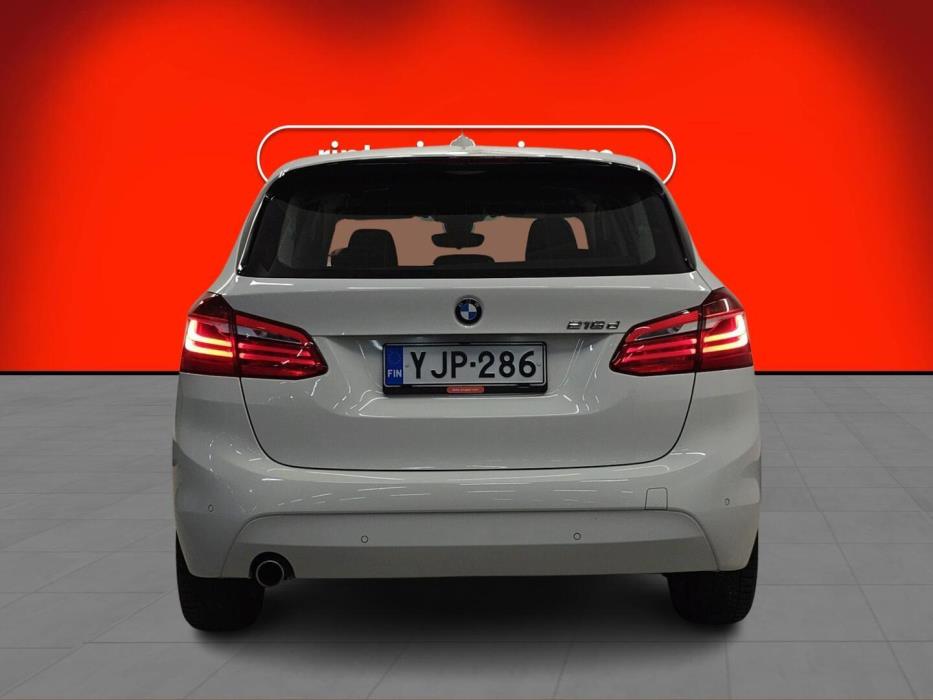 BMW 216 2017