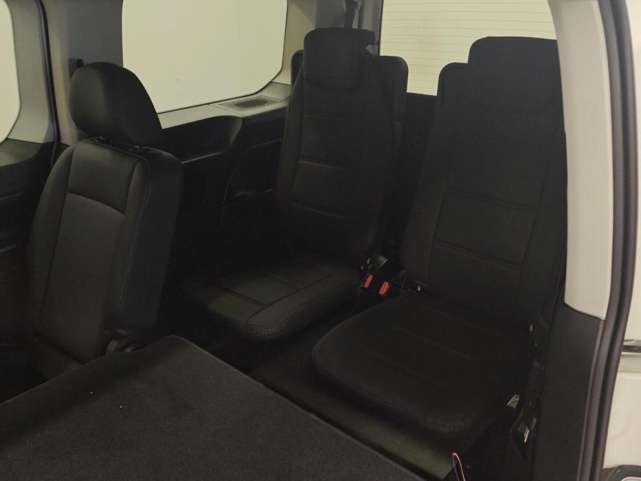 VOLKSWAGEN Caddy 2025