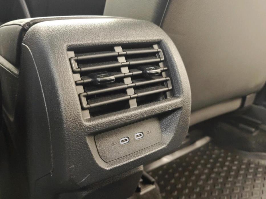 VOLKSWAGEN Caddy 2025