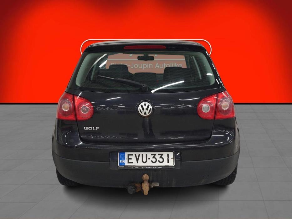 VOLKSWAGEN Golf 2004