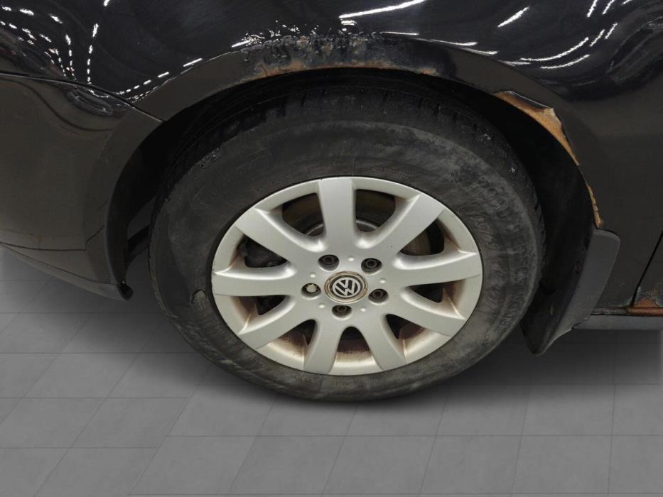 VOLKSWAGEN Golf 2004