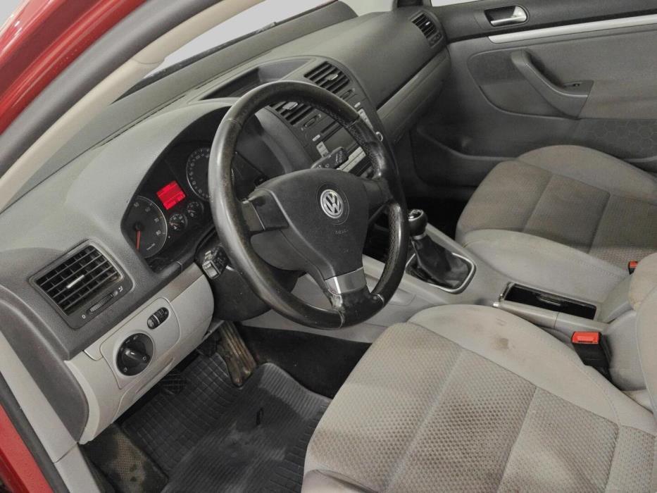 VOLKSWAGEN Golf 2008